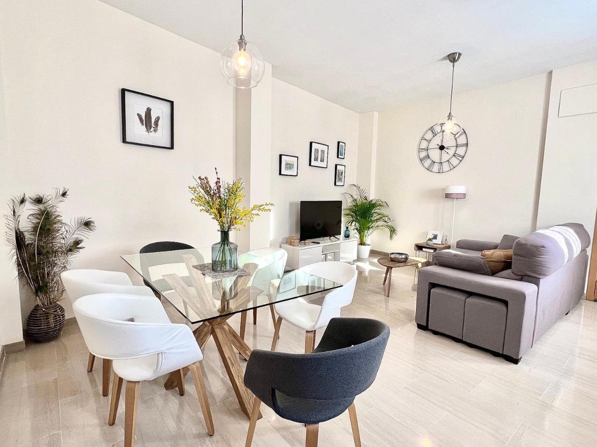Teodosio Apartment Free Parking & Central Ac Sevilla Dış mekan fotoğraf