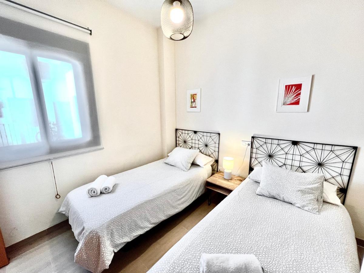 Teodosio Apartment Free Parking & Central Ac Sevilla Dış mekan fotoğraf