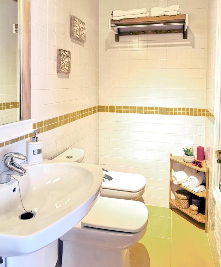 Teodosio Apartment Free Parking & Central Ac Sevilla Dış mekan fotoğraf