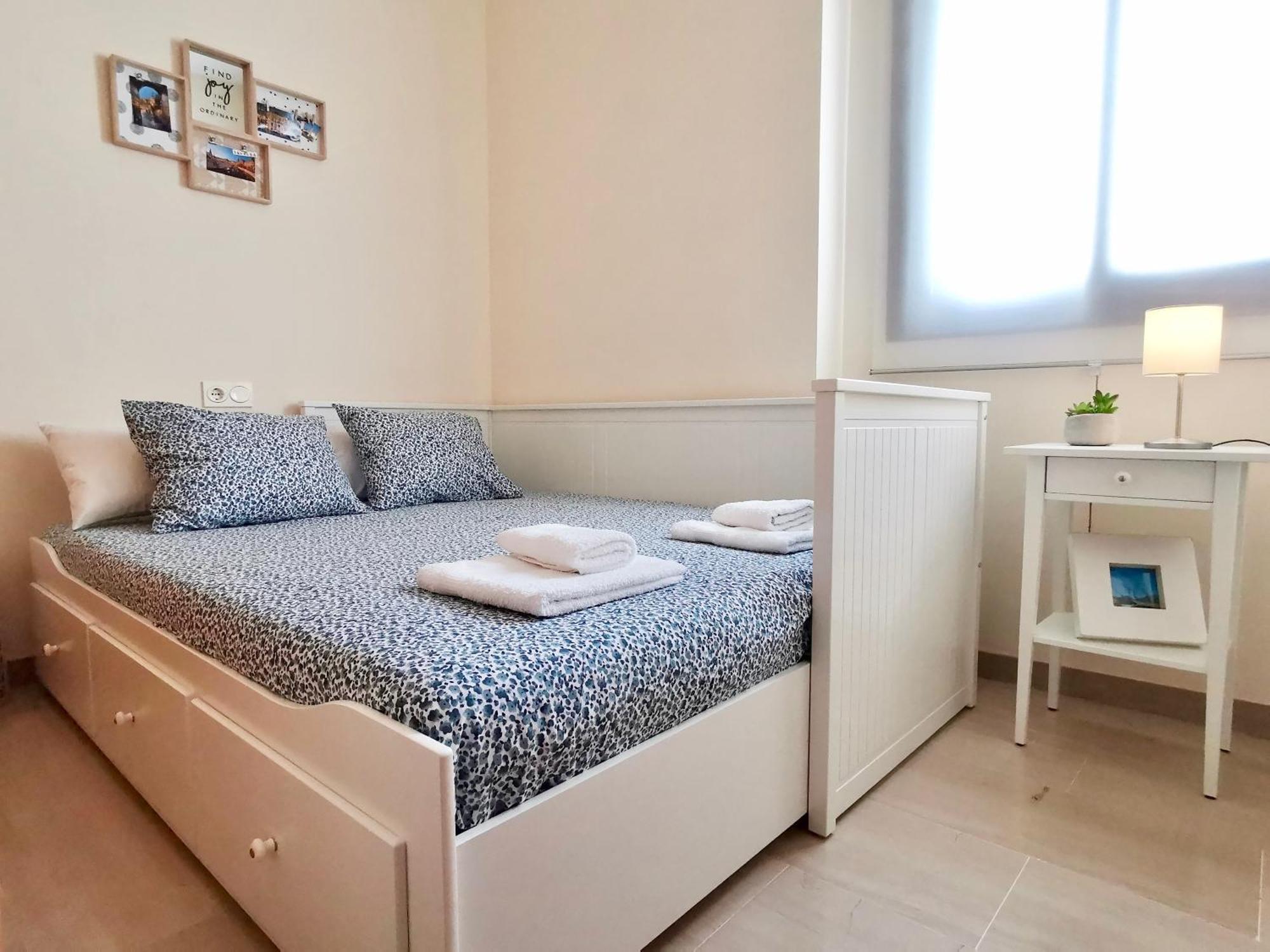 Teodosio Apartment Free Parking & Central Ac Sevilla Dış mekan fotoğraf